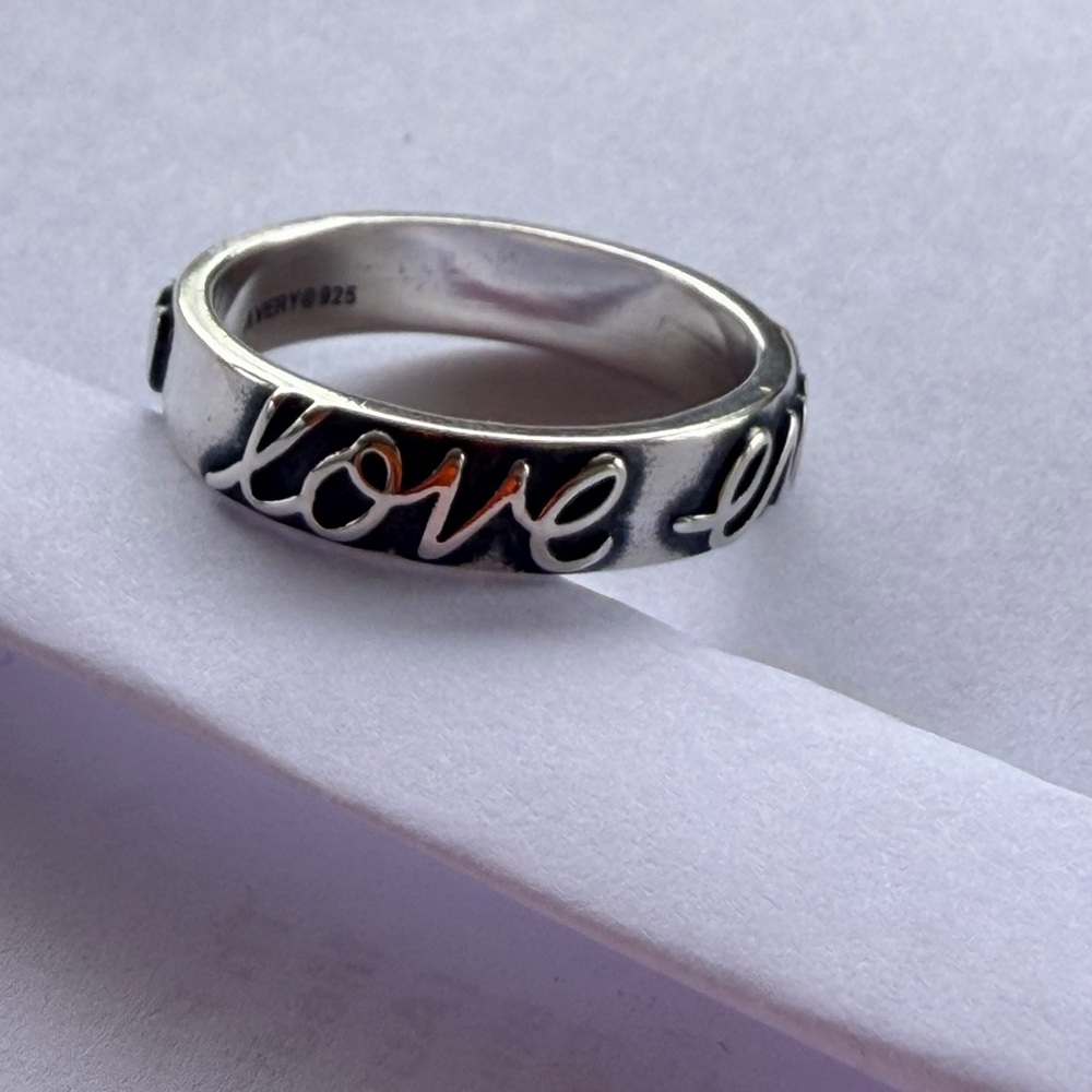 RETIRED RARE JAMES AVERY LOVE ENDURES RING BAND SZ 8 WITH HEARTS NEW